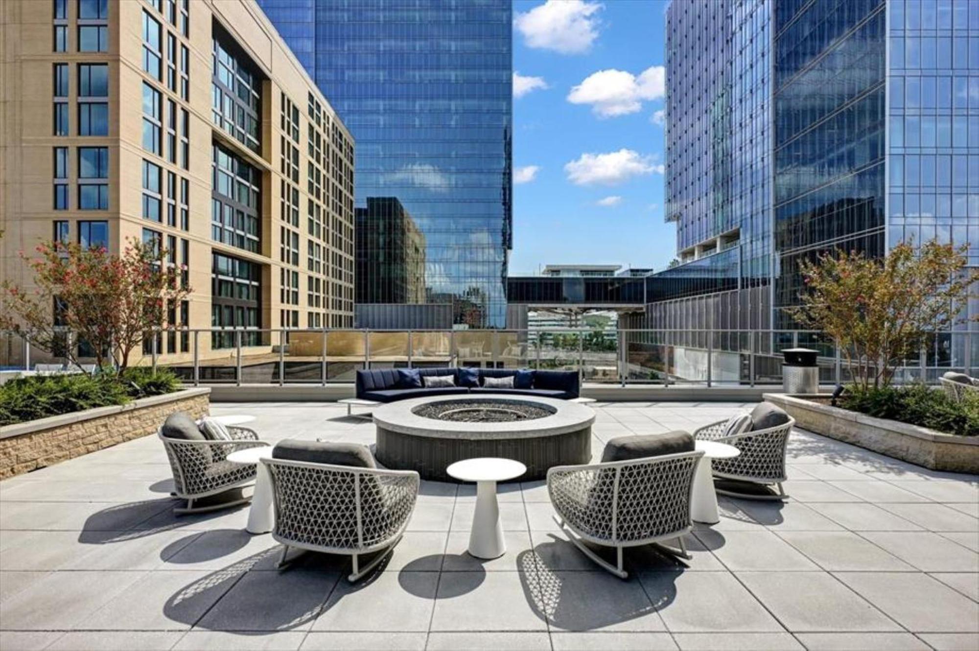 Global Luxury Suites At Town Center Reston Extérieur photo